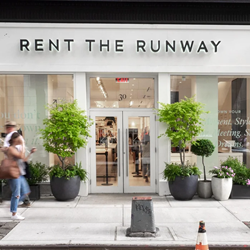 Amazon hợp tác với công ty cho thuê quần áo Rent the Runway để ra mắt cửa hàng Thời trang Amazon mới Amazon hợp tác với công ty cho thuê quần áo Rent the Runway để ra mắt cửa hàng Thời trang Amazon mới