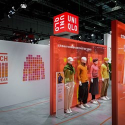 Cửa hàng may mặc số một trên Double Eleven trong mười năm liên tiếp. Uniqlo làm được điều đó như thế nào? Cửa hàng may mặc số một trên Double Eleven trong mười năm liên tiếp. Uniqlo làm được điều đó như thế nào?